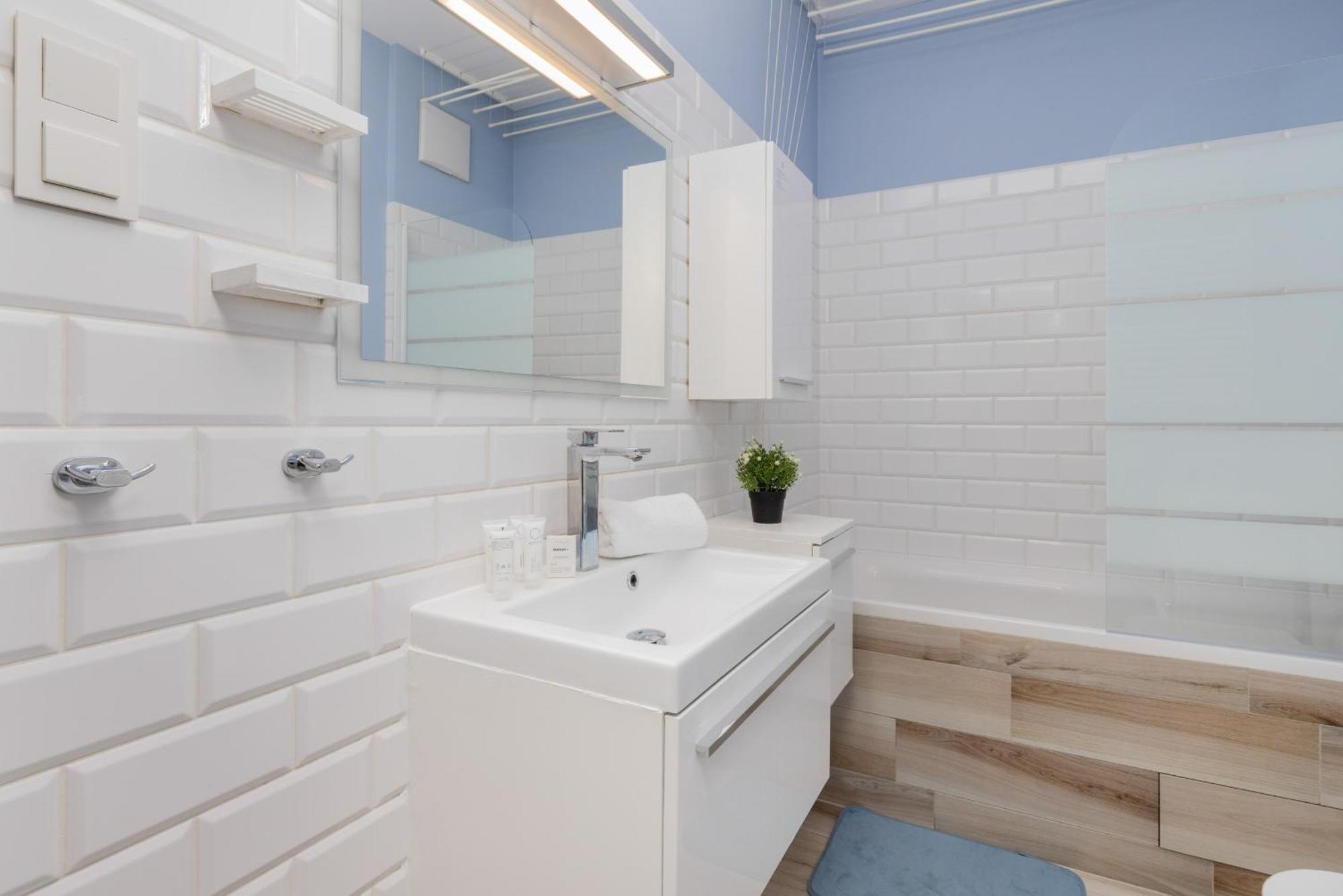 Pastel Lawendowe Wzgorze Studio With Balcony And Parking By Noclegi Renters Гданьск Экстерьер фото